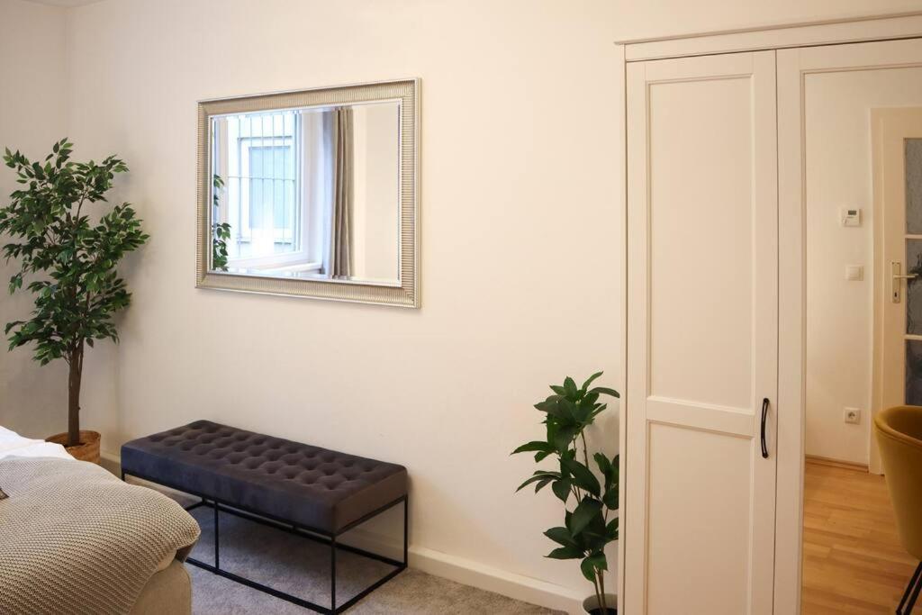 Charming, Modern & Spacious Apartment Виена Екстериор снимка